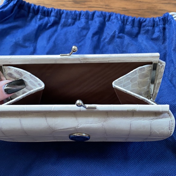 Authentic Dooney & Burke purse and matching wallet - Picture 9 of 15